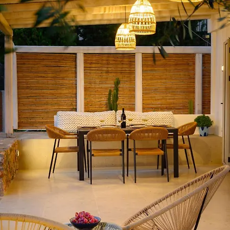 Apartament Nisos By The